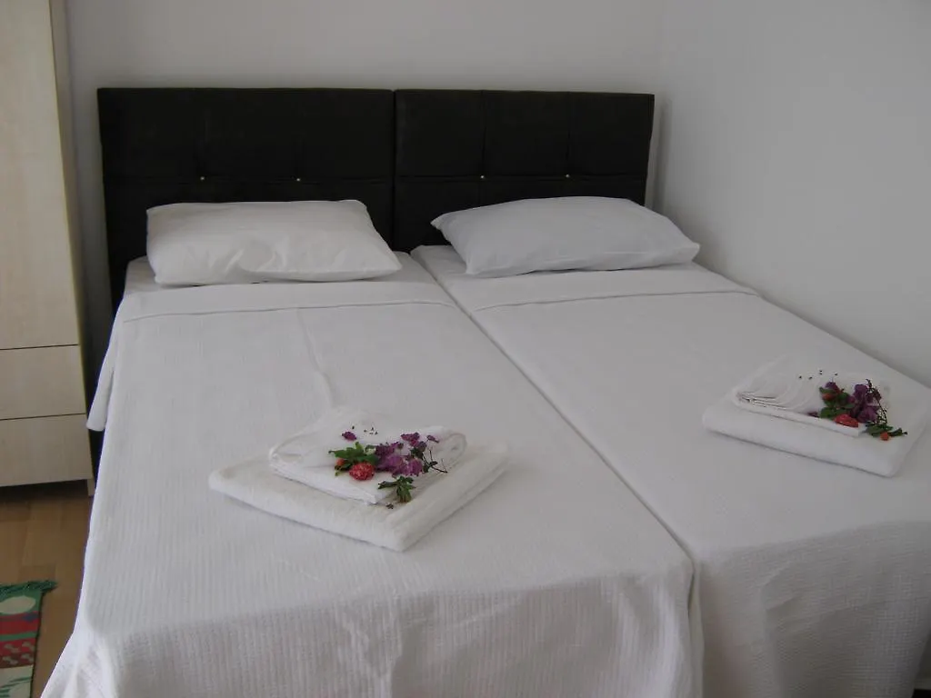 טורגוטריס Caglar My Hause Apart Otel